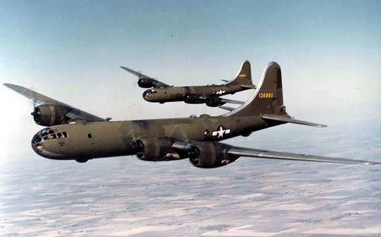 Американский самолет "бомбер" Б-29